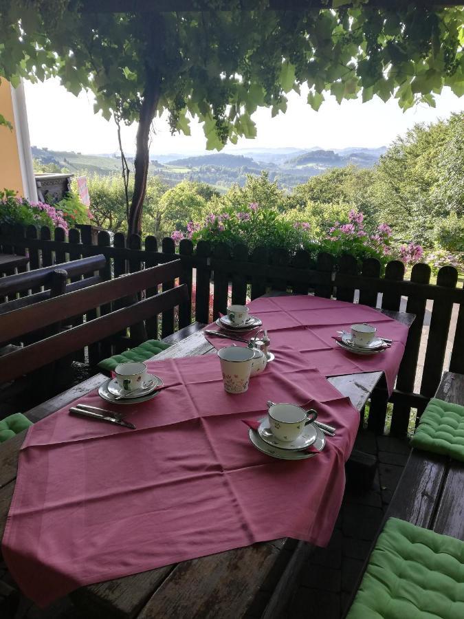 Ferienwohnung Stoff Kitzeck im Sausal Exterior foto